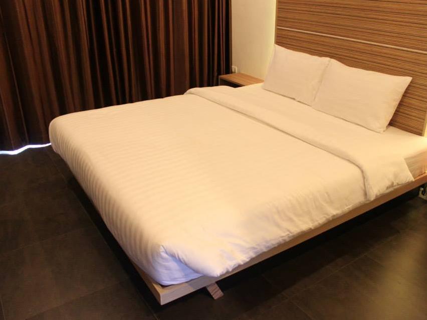 Baan Issara Hotell Nakhonratchasima Exteriör bild